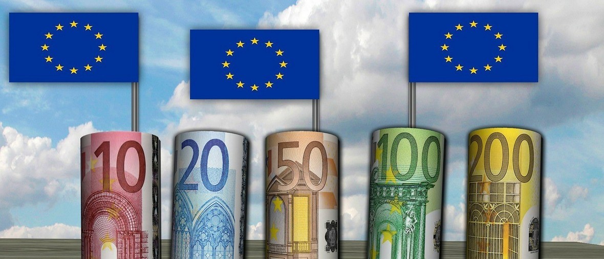 euró_pénzköteg_kész