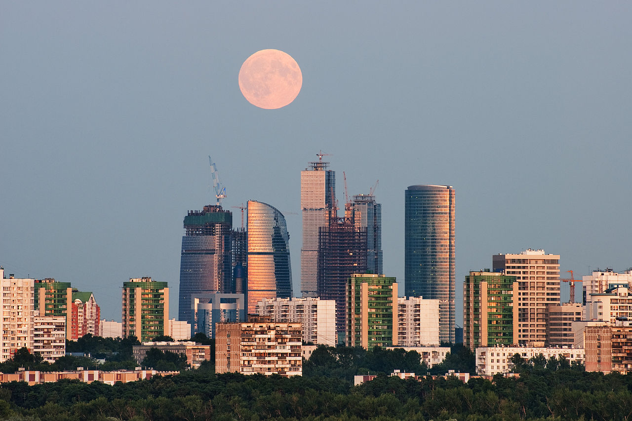 1280px-Moscow_City_-_2009-08