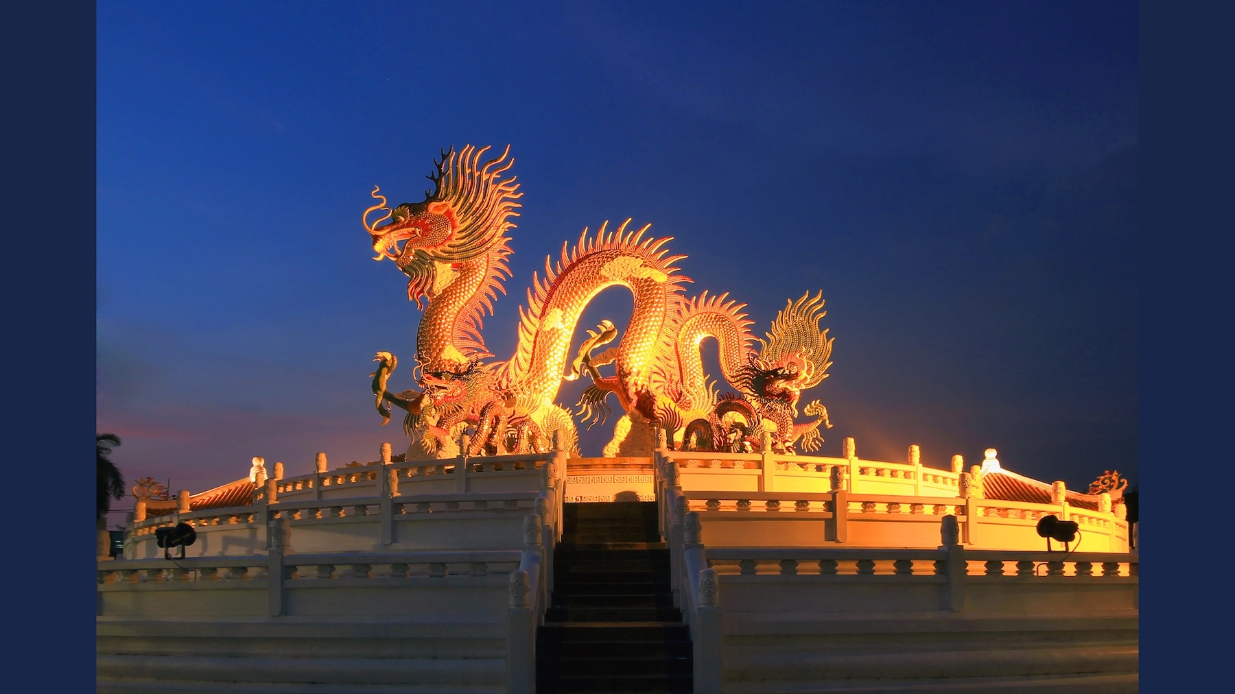 kina-dragon-depositphotos_42370033_L_16x9