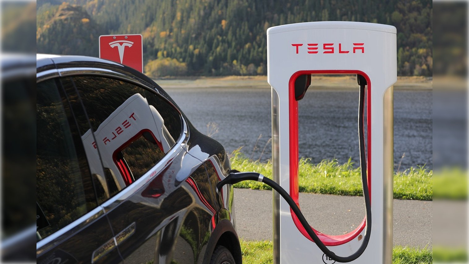 tesla-1738969_1280_16x9