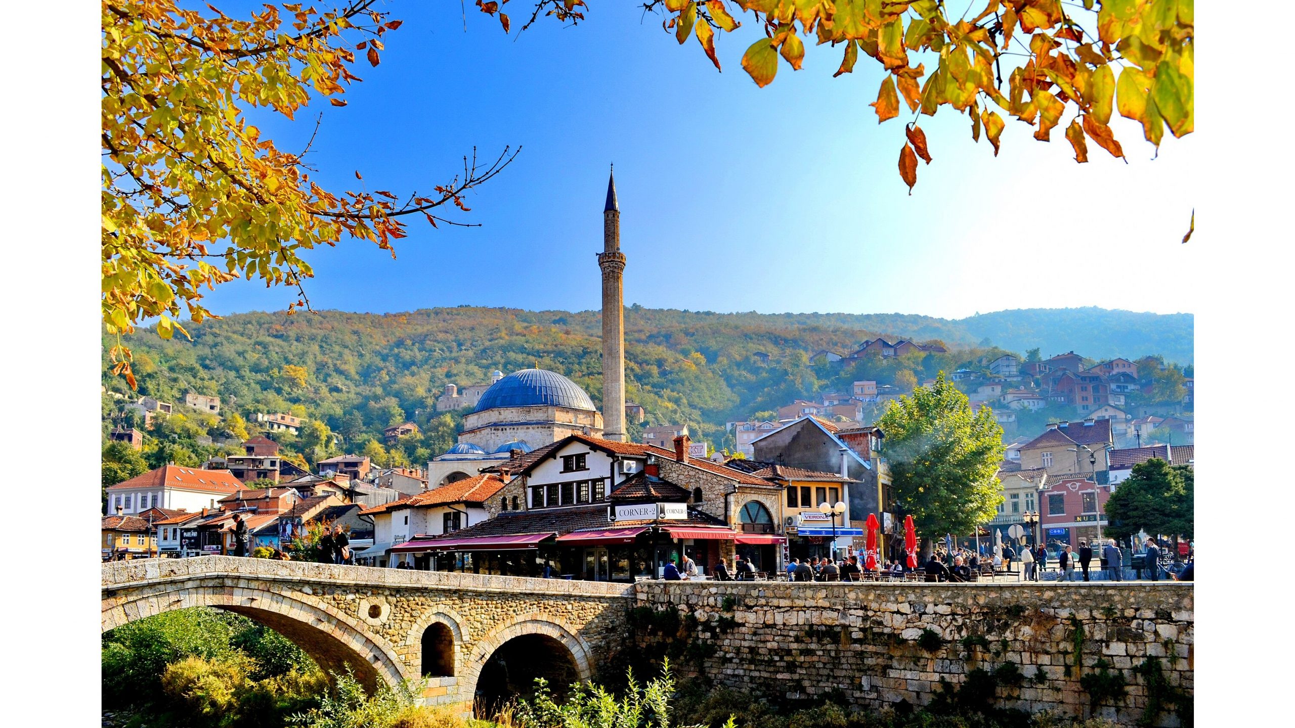 37_Prizreni_-_Xhamia_e_Sinan_Pashe_s_-_The_Sinan_Pasha_Moscue_16x9
