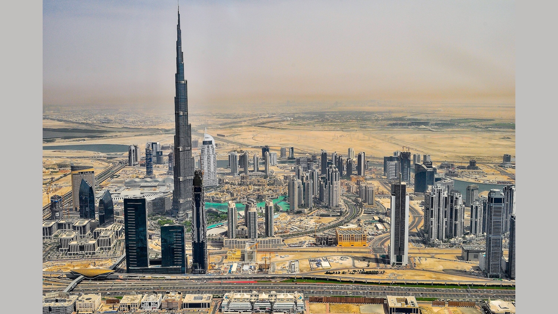 Dubai_United_Arab_Emirates__Unsplash_suv4vuJsH6g__16x9