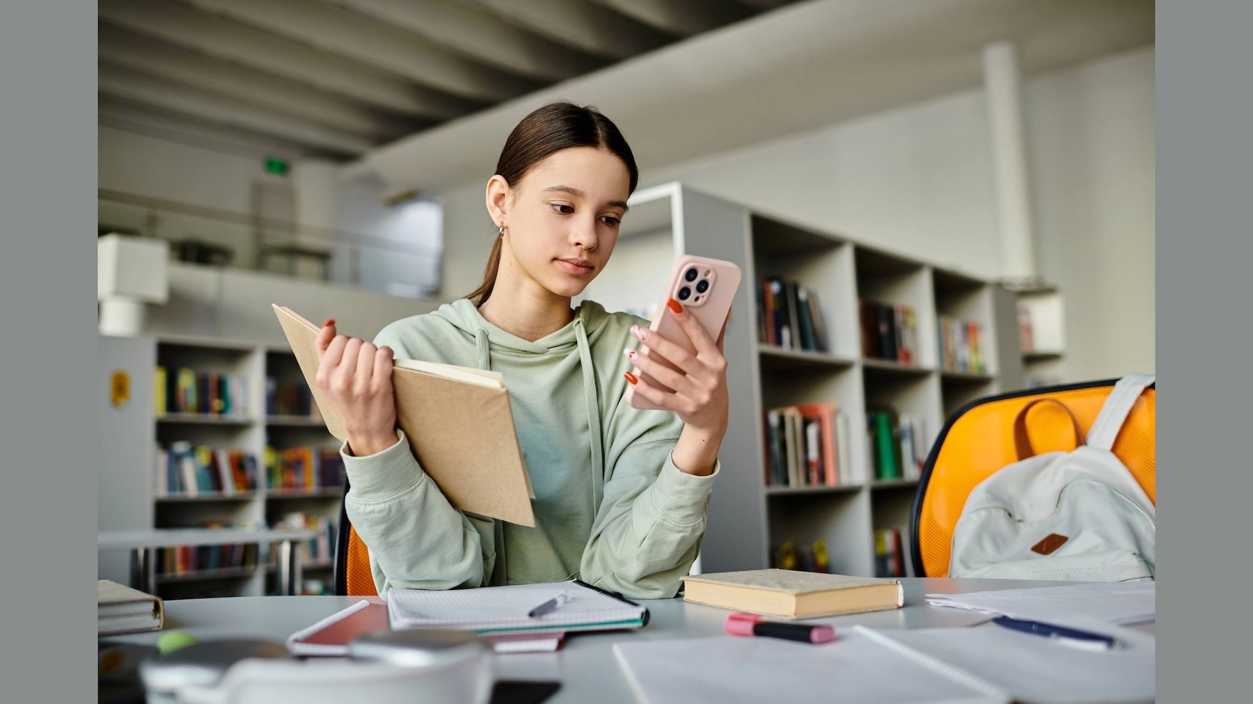 nyelvtanulas-digitalis-depositphotos_715535720_L_16x9