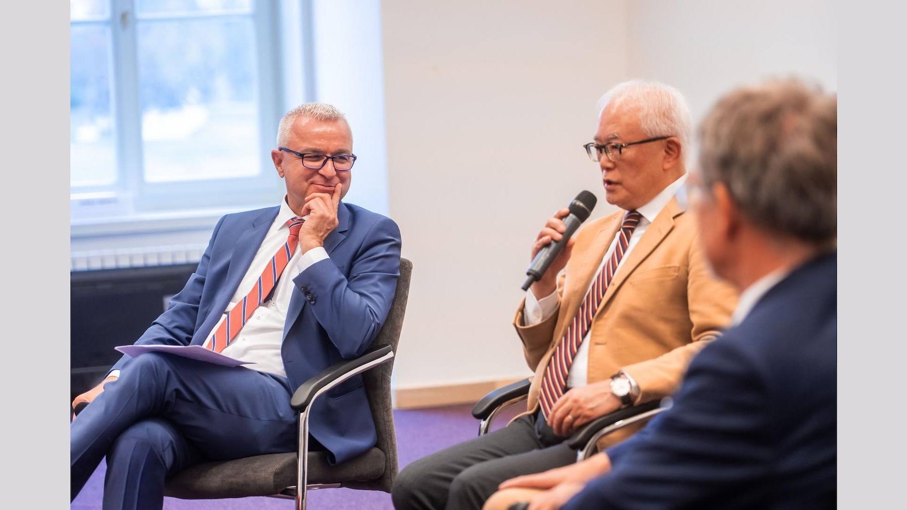 vasa-laszlo-11_the_future_to_the_soveregn_japan_and_hungary_2025-2_16x9 vasa-laszlo-11_the_future_to_the_soveregn_japan_and_hungary_2025-2_16x9