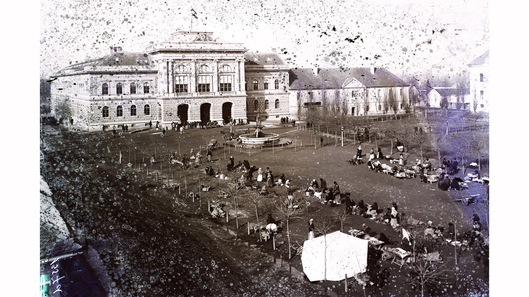 szentes-varmegyehaza-fortepan_86570_16x9 szentes-varmegyehaza-fortepan_86570_16x9