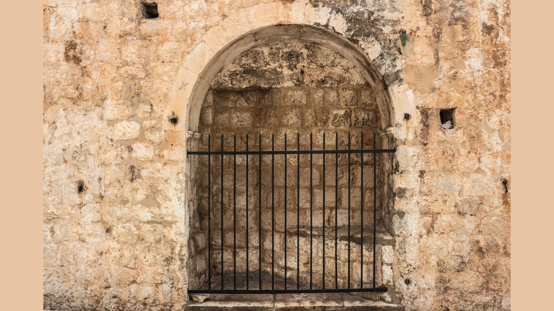 dubrovnik-racs-depositphotos_363284068_L_16x9